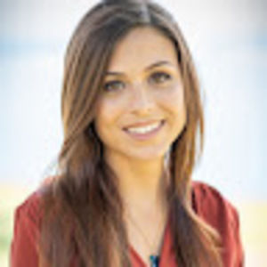 Meet your Posher, Leila